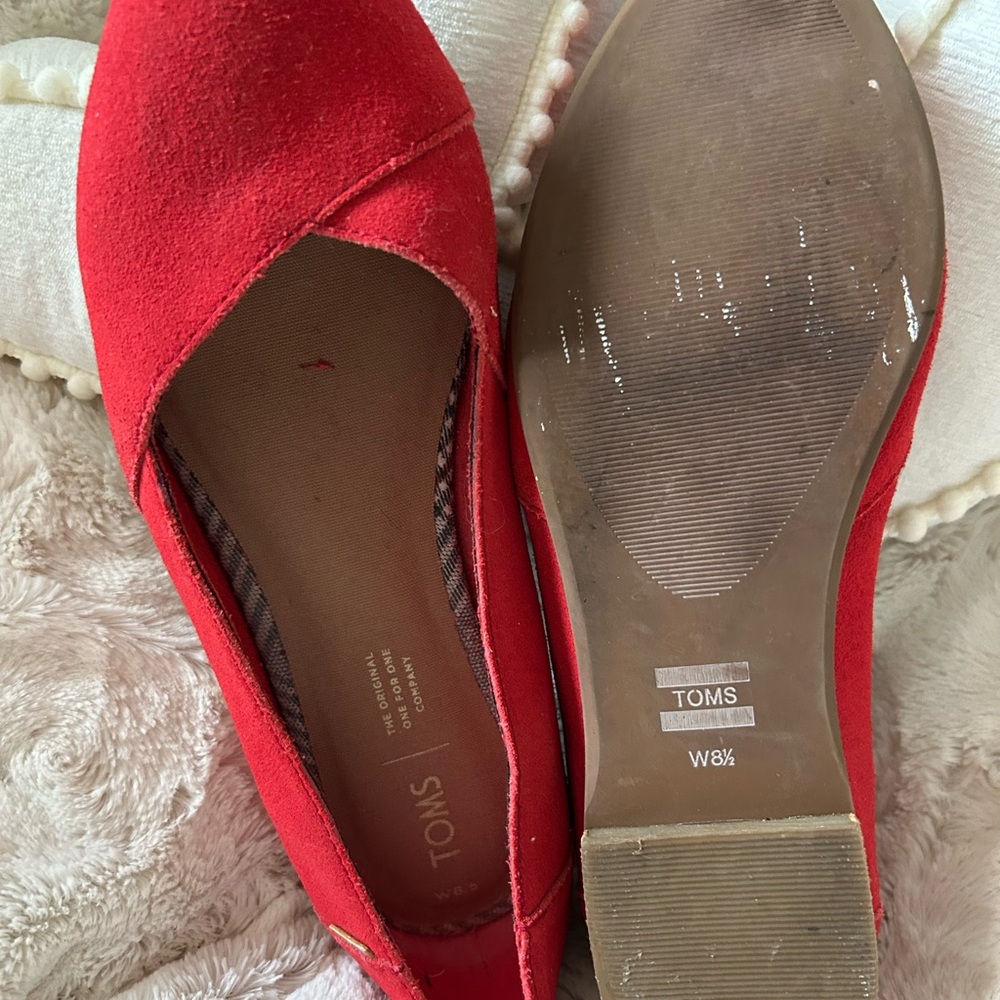 Toms Red Flats & Loafers